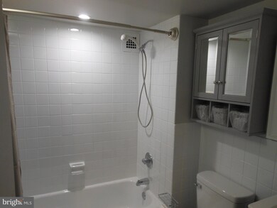 The Devon Condo unit 209, Wilmington, DE 19806 - photo 6