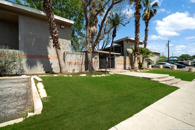 225 E Rampart Dr unit 206, San Antonio, TX 78216 - photo 3