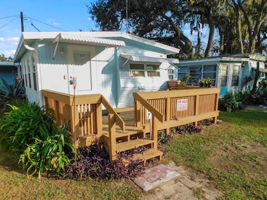 37707 Pure Water Way, Zephyrhills, FL 33542 - photo 2