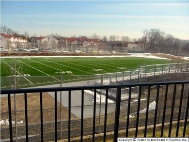 140 Devon Loop unit 10, Staten Island, NY 10314 - photo 5