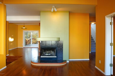 LivingRoom1
