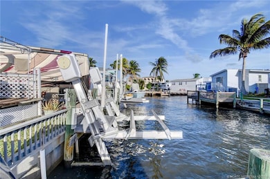 1081 Nettles Blvd, Jensen Beach, FL 34957 - photo 7