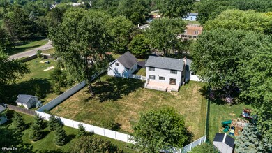 10S171 Alma Ln, Naperville, IL 60564 - photo 7