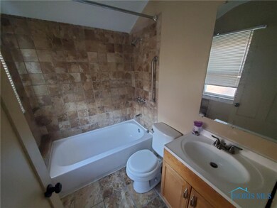 1925 Barrows St, Toledo, OH 43613 - photo 7