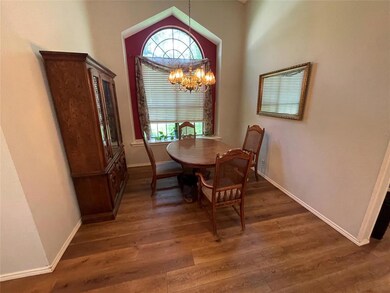 317 Sunrise Dr, Granbury, TX 76049 - photo 5