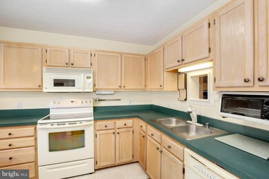 611 Stone Mill Ct, Abingdon, MD 21009 - photo 7