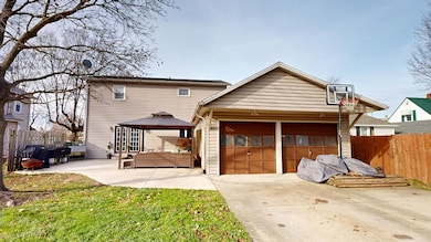 13 4th St, Shelby, OH 44875 - photo 2