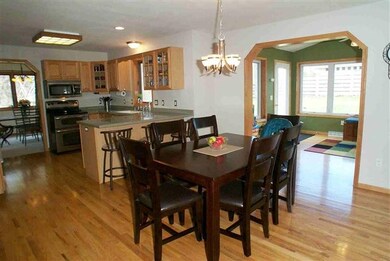 827 Ridge View Ln, Oregon, WI 53575 - photo 4