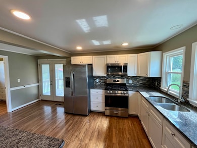 597 E Side Hwy, Waynesboro, VA 22980 - photo 7