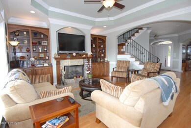 Living Room - Trey Ceiling