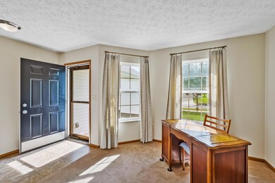 22-web-or-mls-207 Stockard Loop-122
