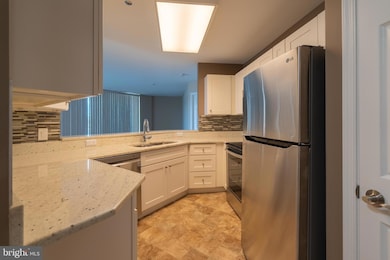 Harborview Towers unit 814, Baltimore, MD 21230 - photo 7