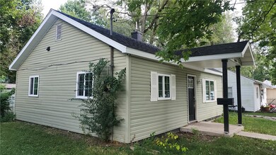 616 Woodlawn Ave, Mattoon, IL 61938 - photo 2