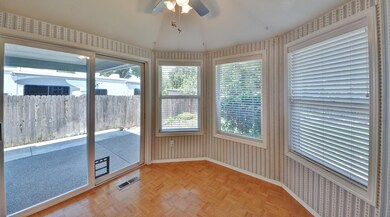 Dining area 2