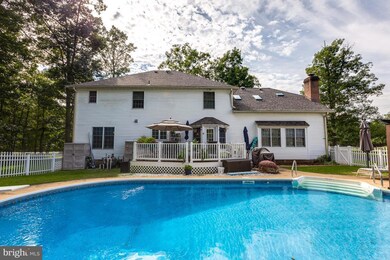 9226 Crescent Ln, La Plata, MD 20646 - photo 4