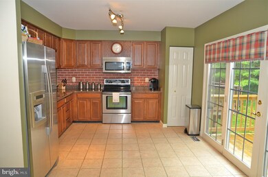 35 Roger Valley Ct, Parkville, MD 21234 - photo 6