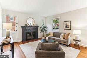 1505 Drexel St, Takoma Park, MD 20912 - photo 2