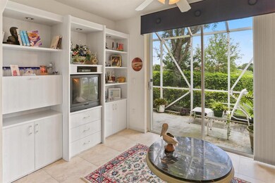 12538 Crystal Pointe Dr Unit B-large-008
