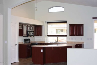 Lovely Spacious Open Kitchen!