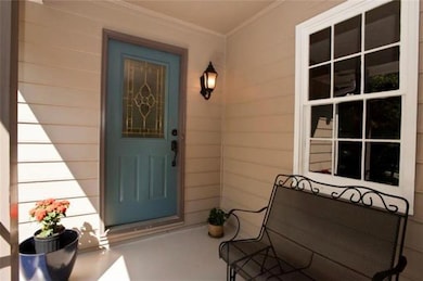 727 Scott Cir, Decatur, GA 30033 - photo 2