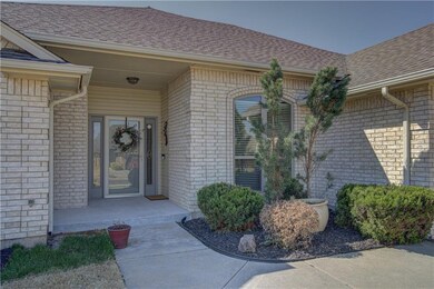 2604 SE 5th St, Moore, OK 73160 - photo 3