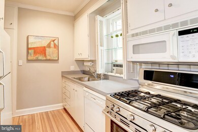 1657 31st St NW unit 206/208, Washington, DC 20007 - photo 7