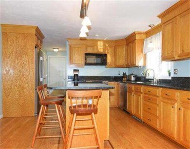 5 Esther Cir, Oxford, MA 01540 - photo 2