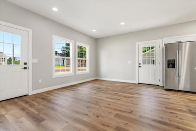 303 Middle St, Three Rivers, MI 49093 - photo 6