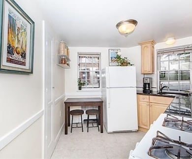 6 Garden Ct unit 5, Cambridge, MA 02138 - photo 7