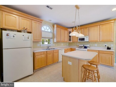 1307 Camelot Ct, West Deptford, NJ 08086 - photo 5