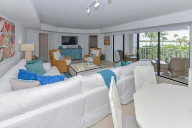 La Palma unit 2020, Palm Beach, FL 33480 - photo 4