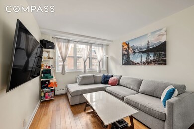 The Randal House unit 3W, New York, NY 10003 - photo 2