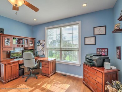 006_OFFICE