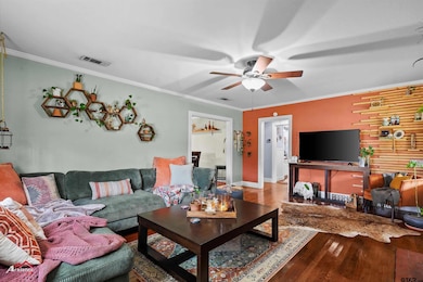 601 Hunter St, Kilgore, TX 75662 - photo 3