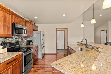 310 N Newark Ave, East Wenatchee, WA 98802 - photo 7