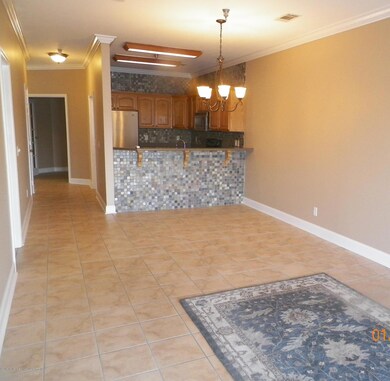 Living rm/dining/kitchen
