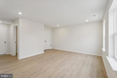 19 E Front St, Bridgeport, PA 19405 - photo 2