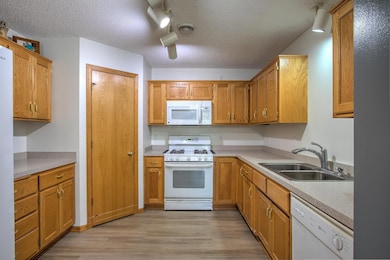 857 Winsome Way NW, Isanti, MN 55040 - photo 4