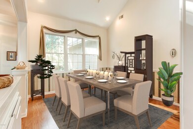 18 Sparrow Nest Dining Room