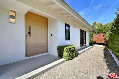 2145 Linda Flora Dr, Los Angeles, CA 90077 - photo 2