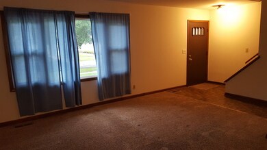 1248 California Ave, Aurora, IL 60506 - photo 3