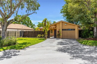 10915 SW 134th Ct, Miami, FL 33186 - photo 2