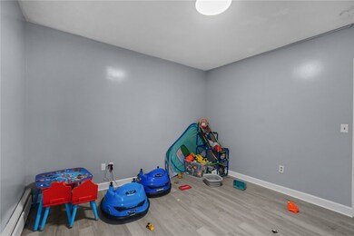 54 Jefferson Ave, Pawtucket, RI 02860 - photo 6