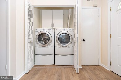 1907 Fort Monroe Ct, Dumfries, VA 22026 - photo 2