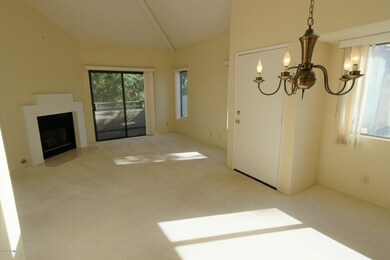 217 Mcafee Ct, Thousand Oaks, CA 91360 - photo 5