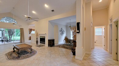 Living/Dining Area