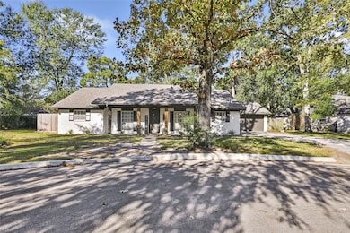 Located on a cul de sac lot