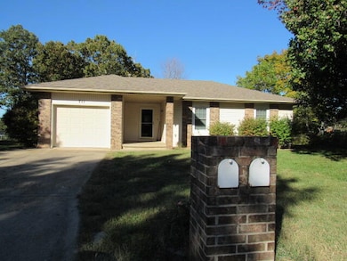 711 E Striper Dr, Nixa, MO 65714 - photo 2