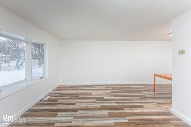 Living Room MS_106651-SMALL
