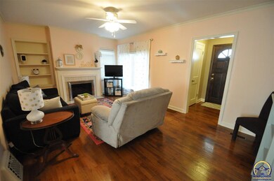 1237 SW Saline St, Topeka, KS 66604 - photo 6